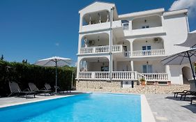Villa Natura with private pool